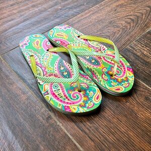 Green Paisley Vera Bradley Flip Flops - Size Large